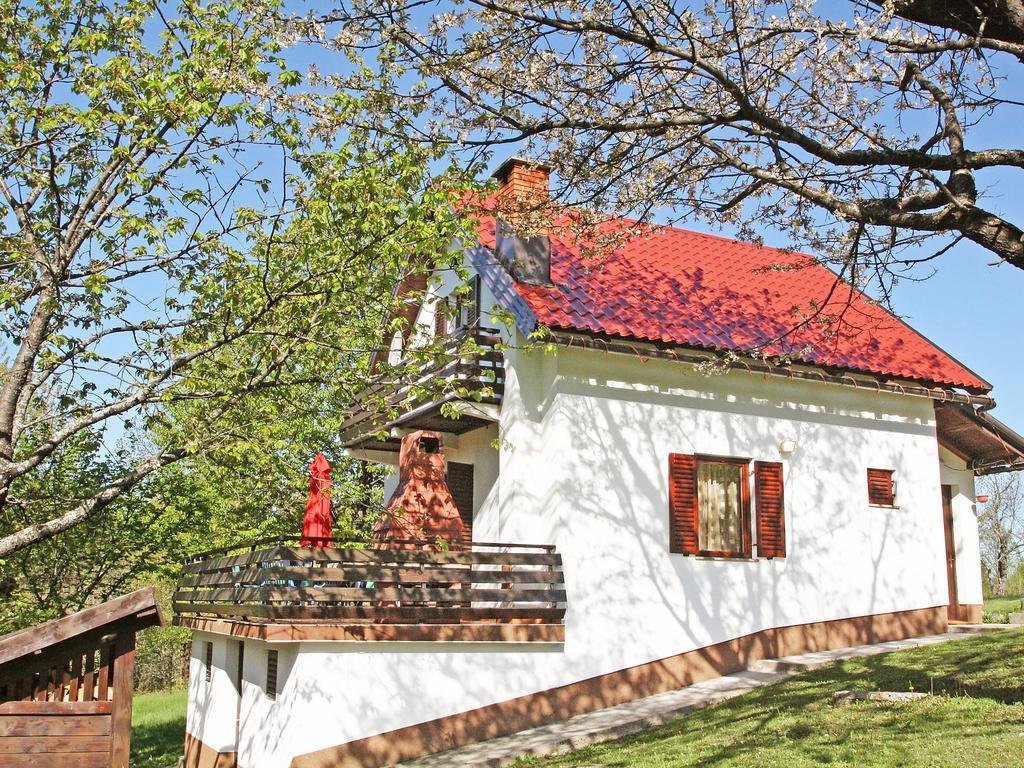 Holiday Home Coprnicka Hisa Skrad エクステリア 写真