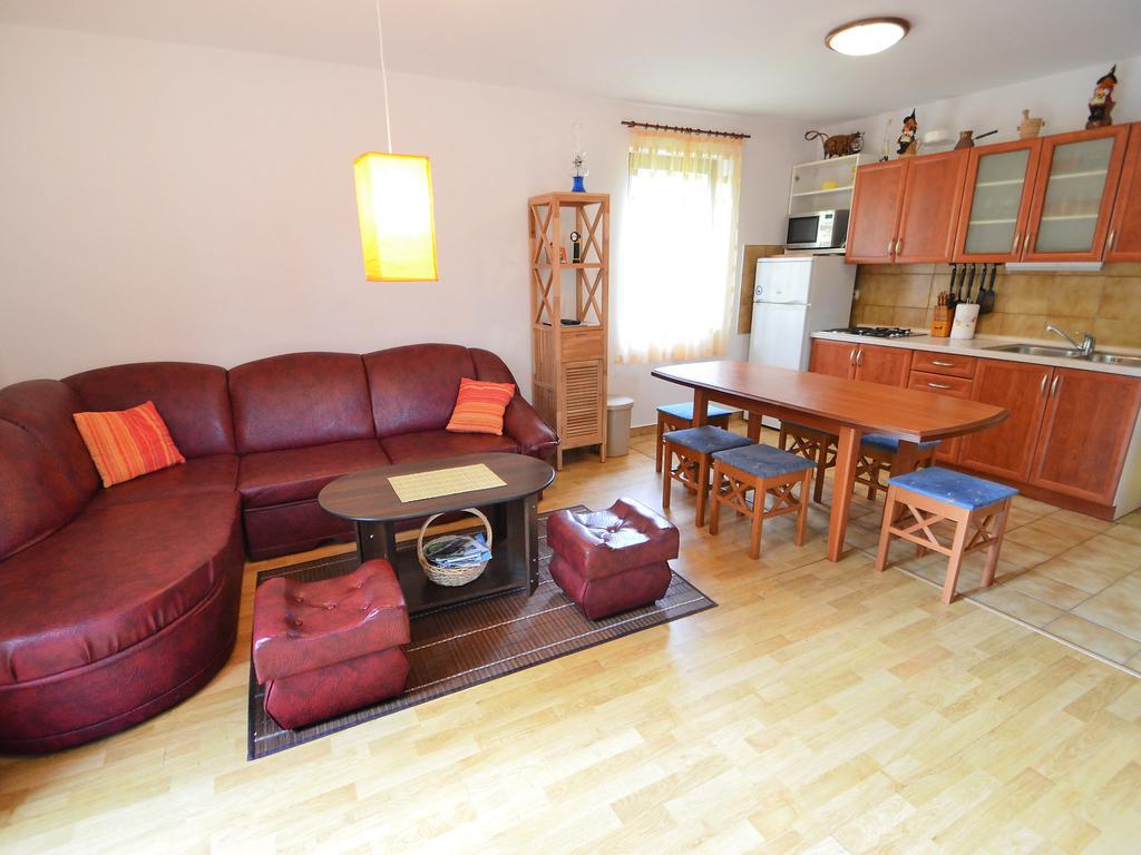 Holiday Home Coprnicka Hisa Skrad エクステリア 写真
