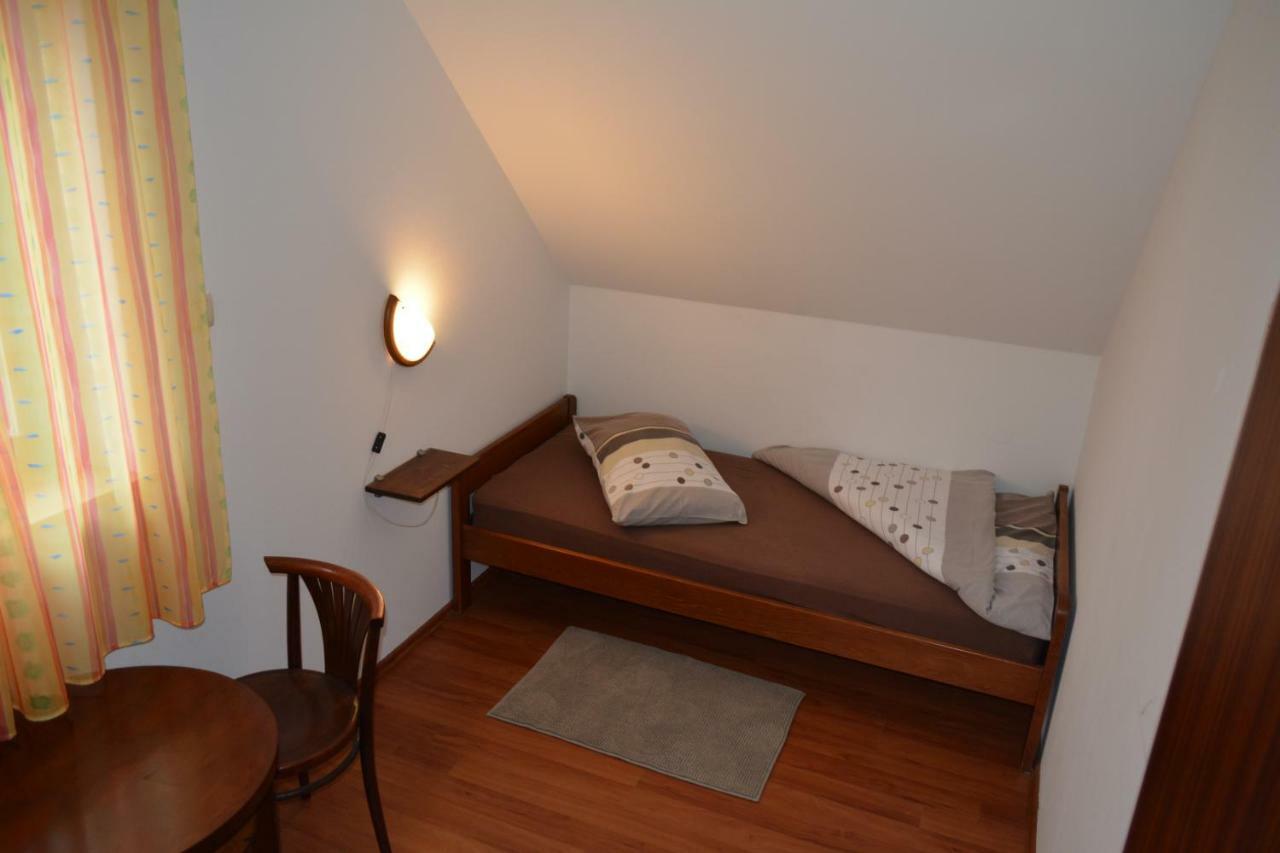 Holiday Home Coprnicka Hisa Skrad エクステリア 写真